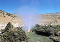 搭各加地热喷泉